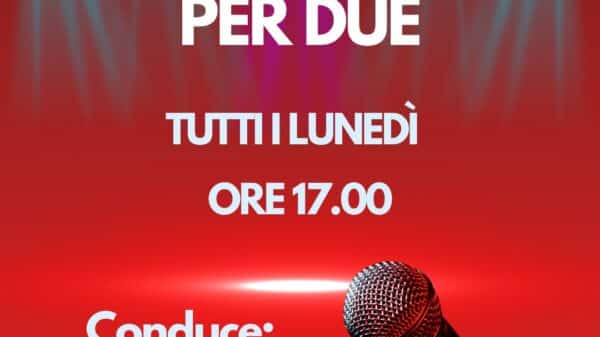 Un microfono per due