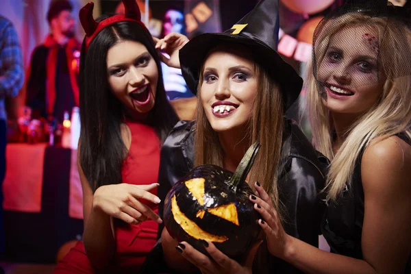 Halloween (©Halloween)