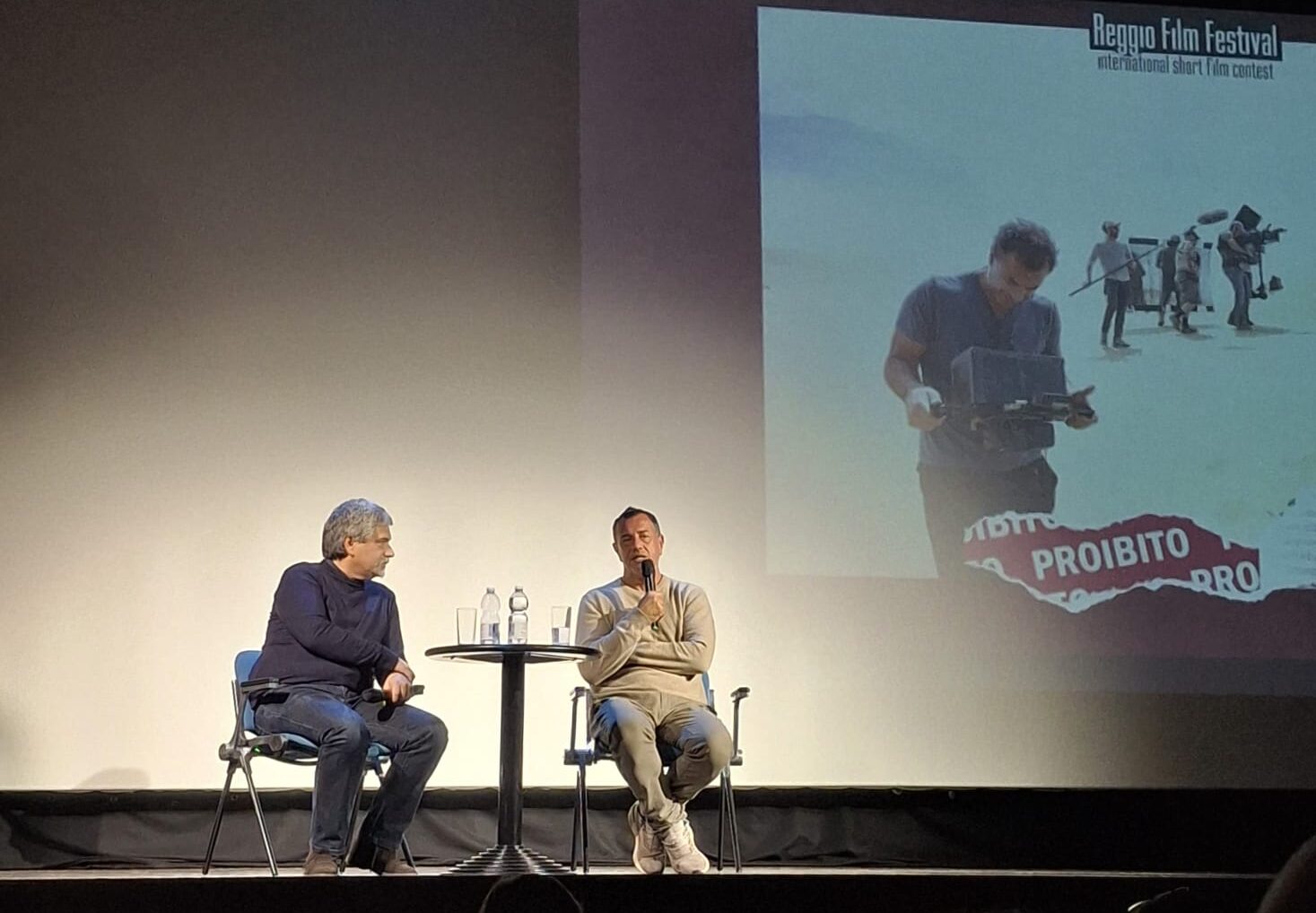 Matteo Garrone premiato con la Targa Zavattini al Reggio Film Festival 2025 (©Radiabo)