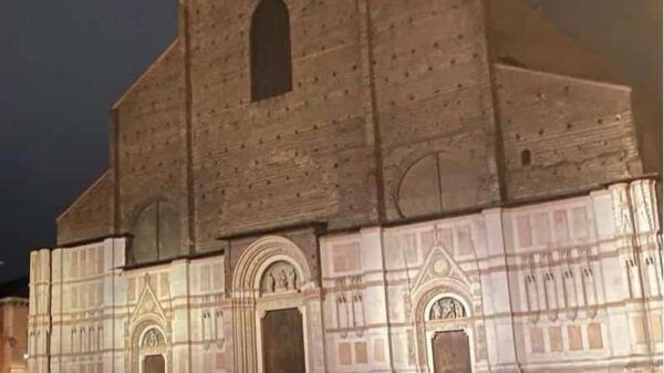 La Chiesa di San Petronio in Piazza Maggiore a Bologna