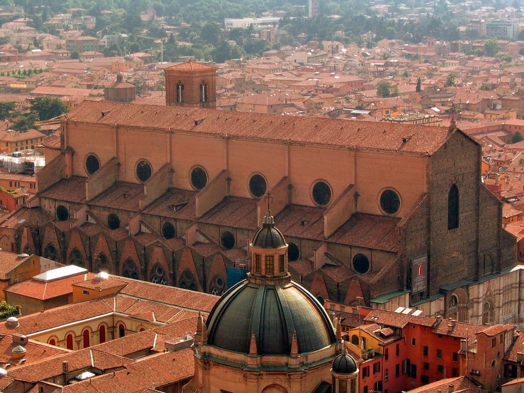 La chiesa di San Petronio vista dalla Torre Asinelli, Bologna
