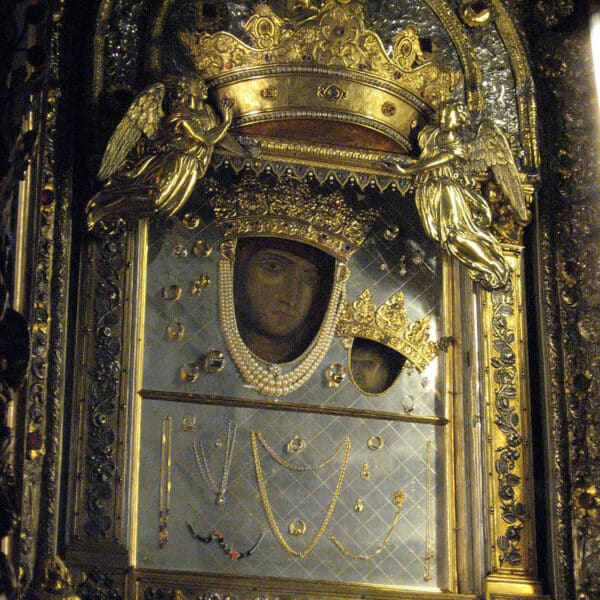 L'Icona della Madonna di San Luca (Wikipedia)