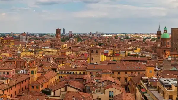 Bologna dall'alto (©Bologna)