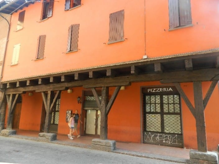 Casa Bombaci a Bologna