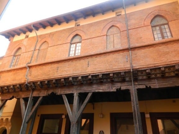 Casa Rubini-Azzoguidi a Bologna
