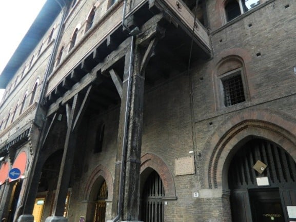 Casa Seracchioli a Bologna