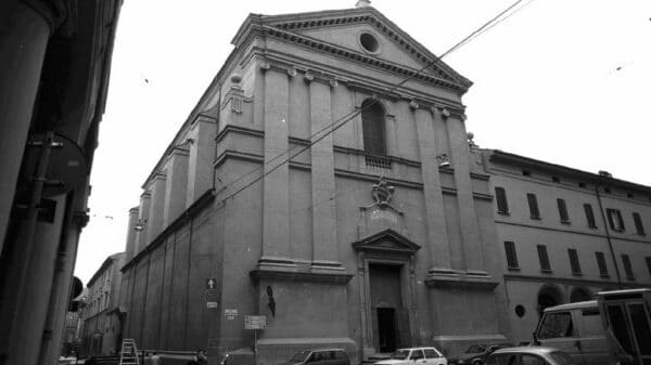 Chiesa dei Santi Gregorio e Siro (immagine d'epoca Beni Culturali)