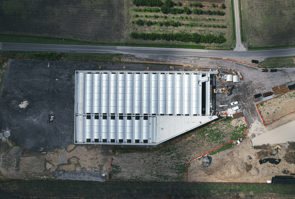 La vista dall'alto della struttura del kartodromo 