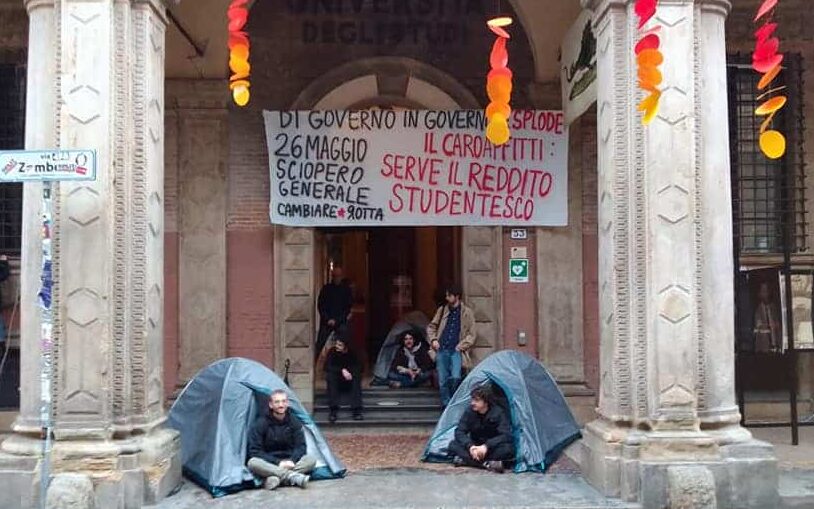 Bologna - Studenti in protesta per il caro Affitti ©RadiaBo