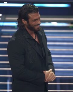 Can Yaman (© Profilo Ufficiale X "Festival di Sanremo")