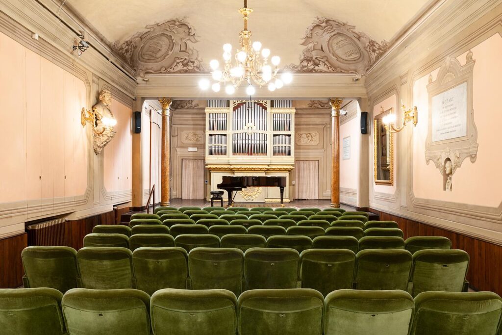 La Sala Mozart a Bologna