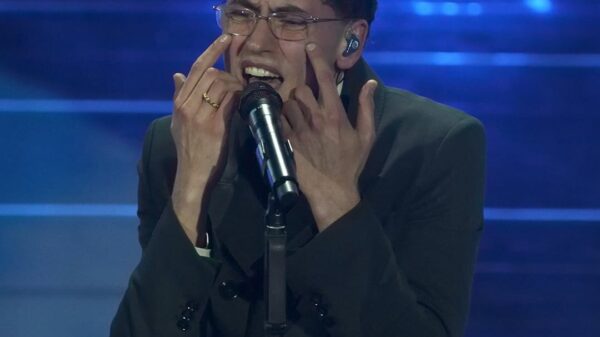 Tredici Pietro (© Profilo Ufficiale X "Festival di Sanremo")