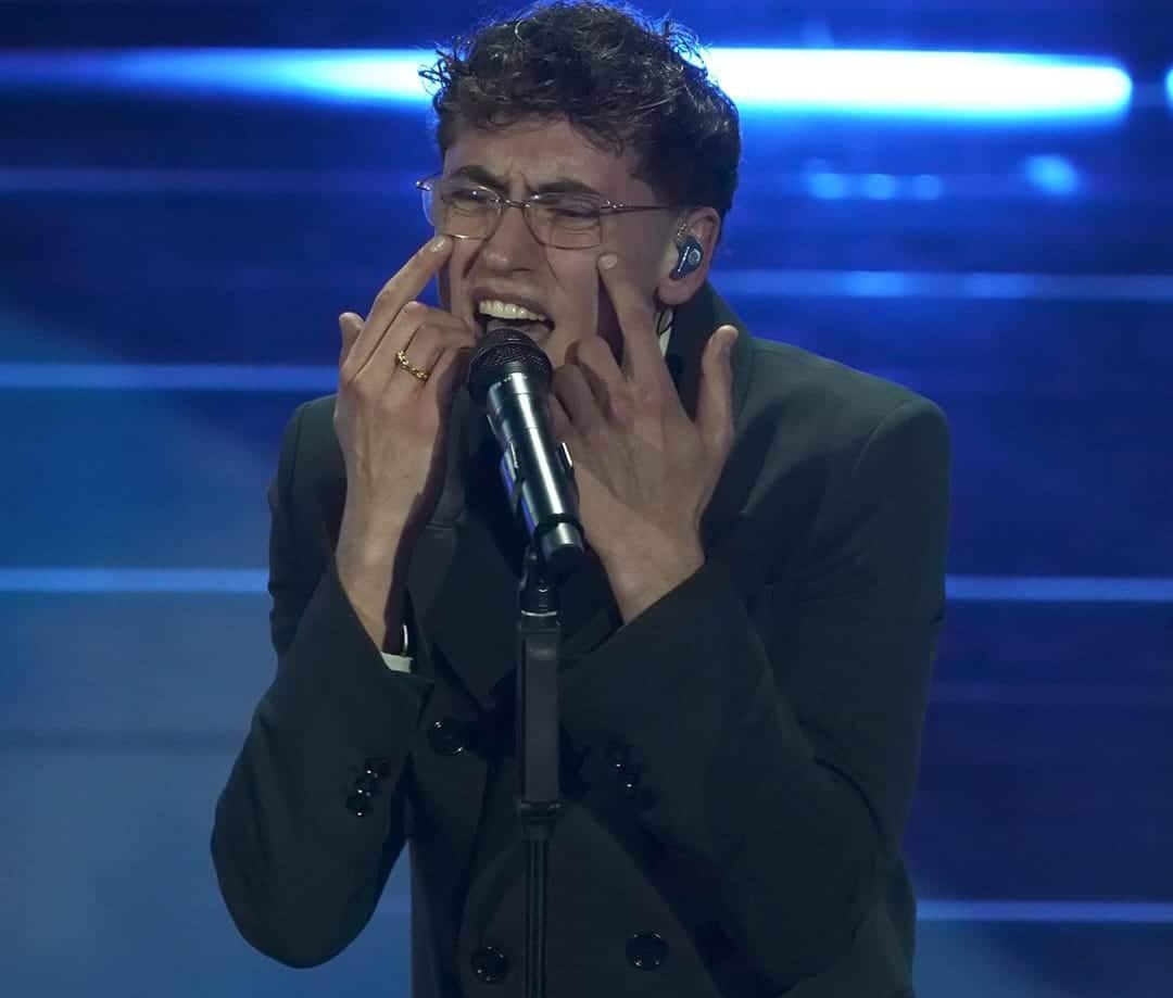 Tredici Pietro (© Profilo Ufficiale X "Festival di Sanremo")