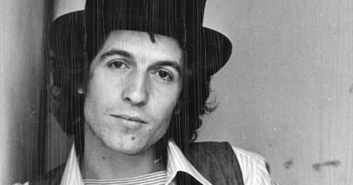 Rino Gaetano, autore di Gianna (sito web ufficiale www.rinogaetano)