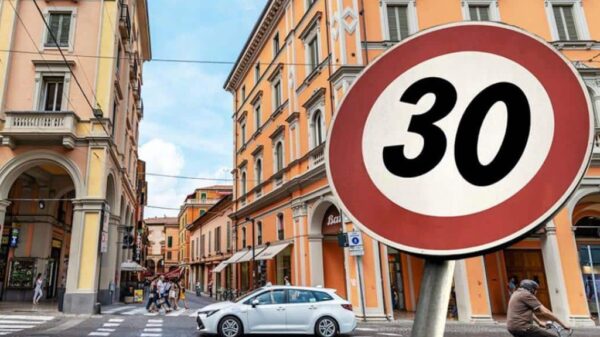 Bologna 30 all'ora (©Il Resto del Carlino)