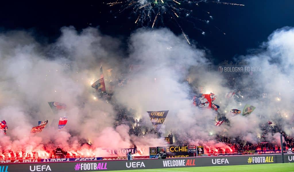 La Curva del Bologna in Bologna-Brann di Europa League 2025/26