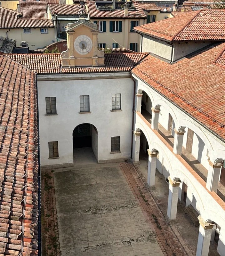 Interno del palazzo del Collegio Artistico Venturoli (© Fondazione Collegio Artistico Venturoli)
