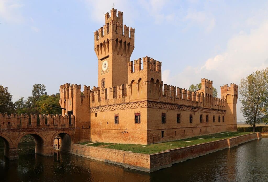 Il castello di San Martino in Soverzano