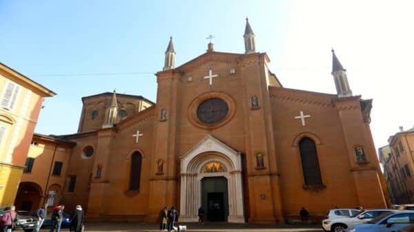Basilica di San Martino, Bologna