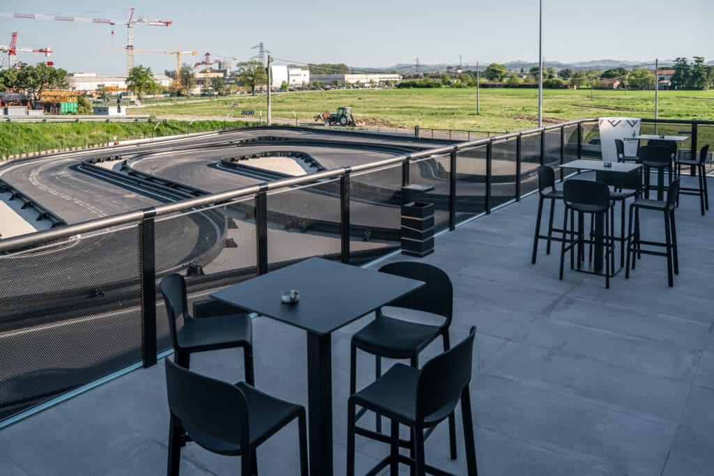 La terrazza panoramica del theway imola (© theway)