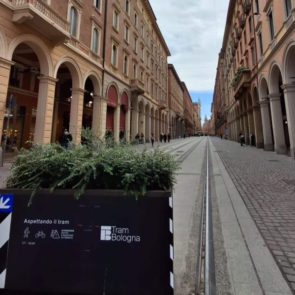Via Indipendenza, Bologna
