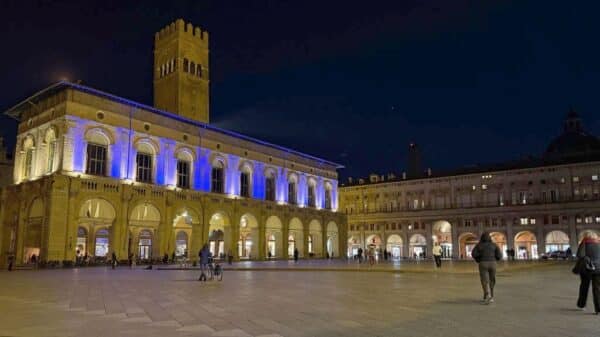 Palazzo del Podestà Bologna (© Arpon Sikder - Pexels)