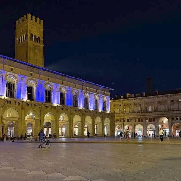 Palazzo del Podestà Bologna (© Arpon Sikder - Pexels)