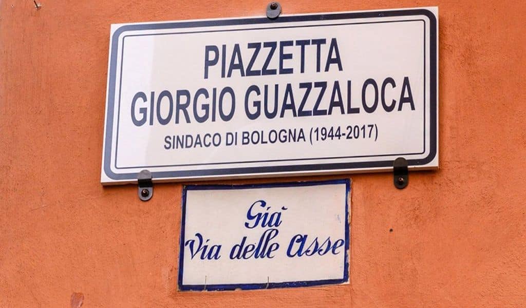 Piazzetta Guazzaloca