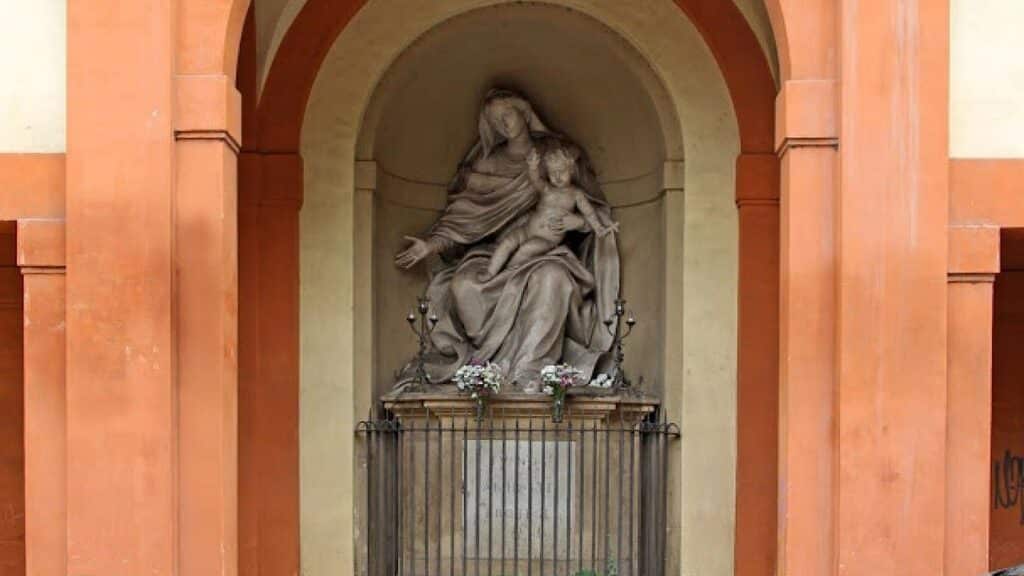 La cosiddetta "Madonna Grassa" di Bologna