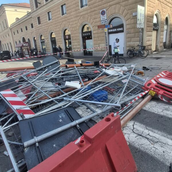 Bologna stazione scontri 17/10/26