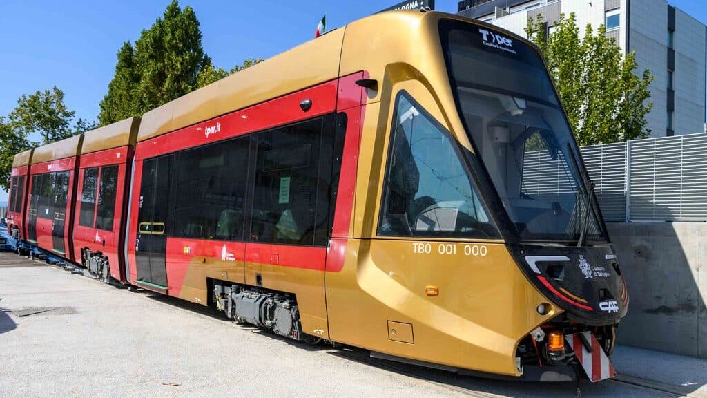 Primo Tram Bologna arrivato a Borgo Panigale - (Foto Giorgio Bianchi per Comune di Bologna)
