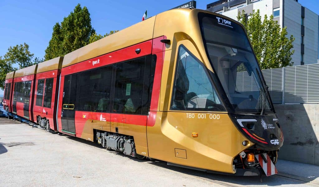Primo Tram Bologna arrivato a Borgo Panigale - (Foto Giorgio Bianchi per Comune di Bologna)