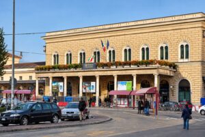 Stazione di Bologna Centrale (© DepositPhotos)